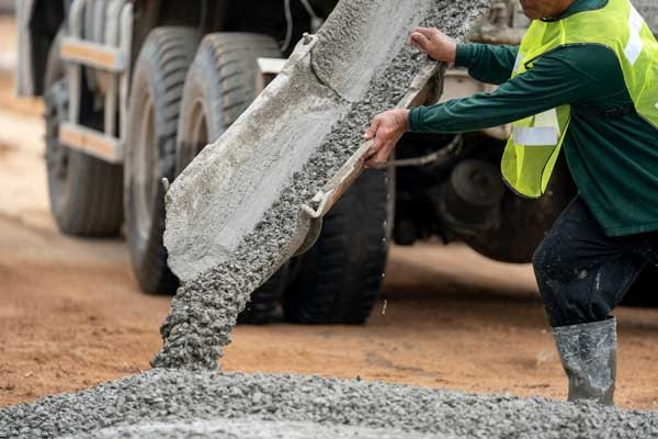 Ready-mix concrete adapting to diverse weather conditions